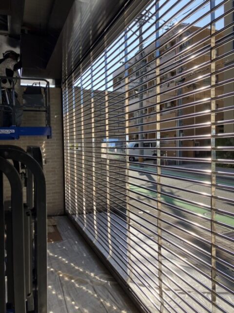 取り替え中です！